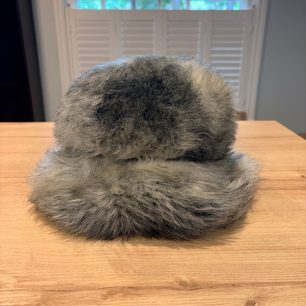 Winkelman's Vintage Faux Fur Cloche Hat Grey White Winter Plush Bucket Hat - Picture 2 of 10